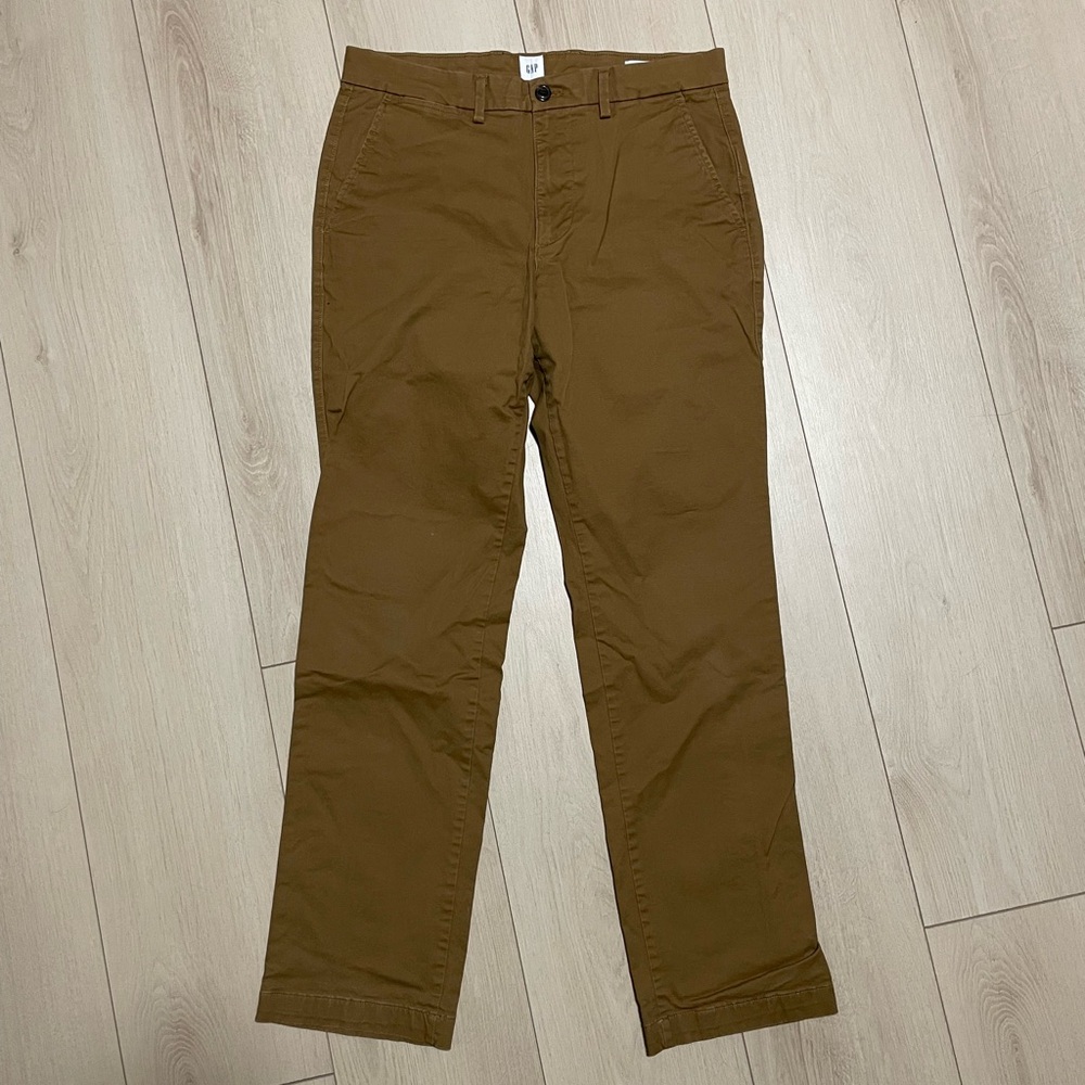 GAP Men's Straight Chinos in dark khaki